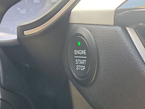 Used 2020 Ford Escape SE AWD/4WD image 30
