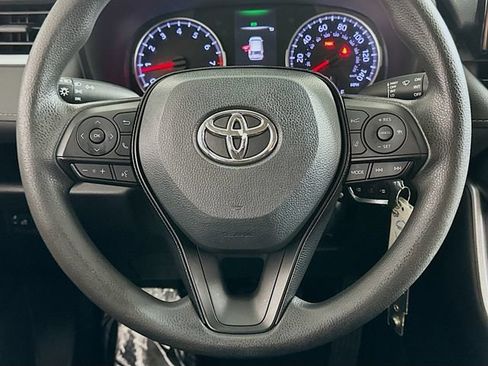 Used 2021 Toyota RAV4 LE w/ Carpet Mat Package (TMS) FWD image 14