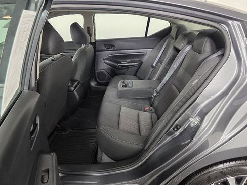 Used 2024 Nissan Altima 2.5 SV FWD image 21