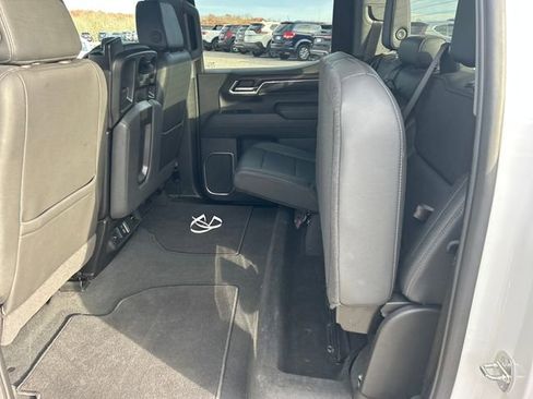 Used 2024 GMC Sierra 1500 SLT image 35