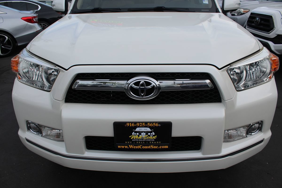 Used 2013 Toyota 4Runner Limited RWD image 9