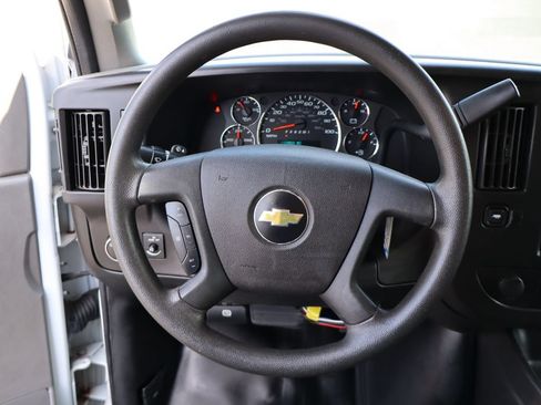 Used 2021 Chevrolet Express 2500 w/ Driver Convenience Package RWD image 19