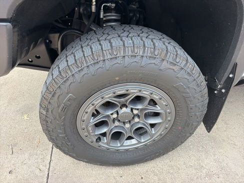 Used 2018 Chevrolet Colorado ZR2 AWD/4WD image 3