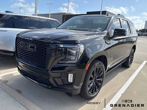 Used 2022 GMC Yukon Denali RWD image 2