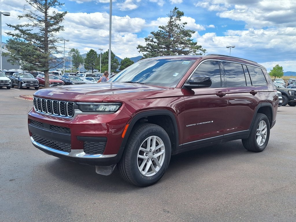 Used 2024 Jeep Grand Cherokee L Laredo AWD/4WD image 7