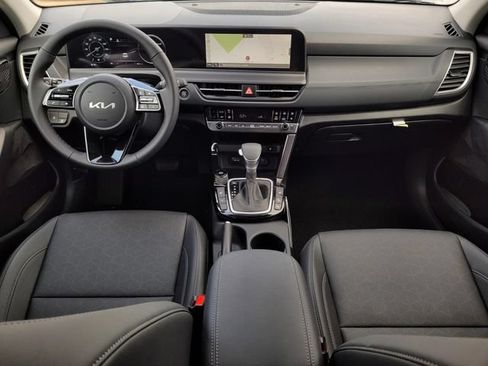 New 2026 Kia Seltos EX FWD image 13