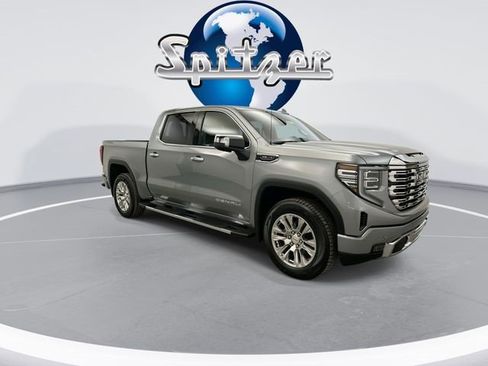 Certified 2025 GMC Sierra 1500 Denali w/ Technology Package AWD/4WD image 2