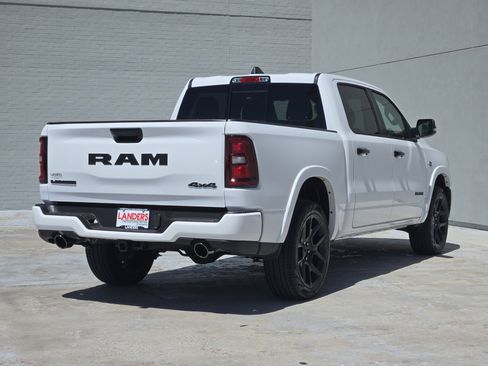 New 2026 RAM 1500 Laramie AWD/4WD image 4
