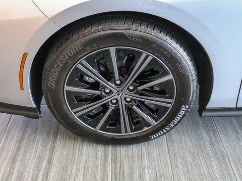 New 2026 Lexus ES 500e AWD/4WD image 8