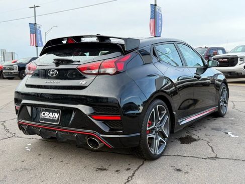 Certified 2022 Hyundai Veloster N Base image 7