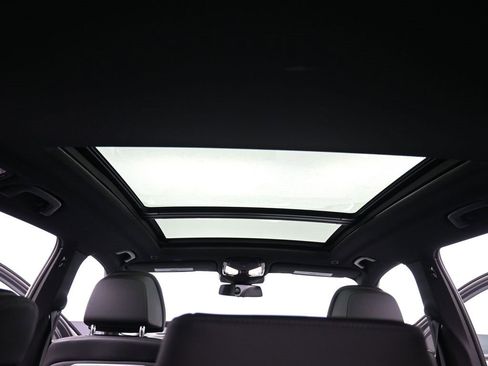 New 2026 BMW X5 xDrive50e w/ Executive Package image 18