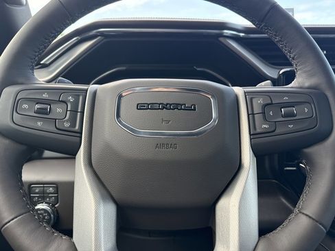New 2026 GMC Sierra 1500 Denali w/ Technology Package AWD/4WD image 22