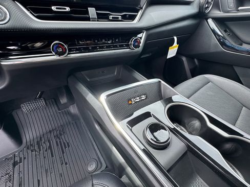 New 2026 Chevrolet Equinox LT image 32