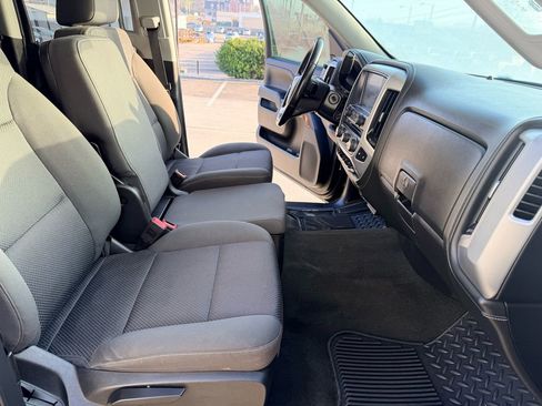 Used 2018 GMC Sierra 1500 SLE w/ SLE Value Package image 16