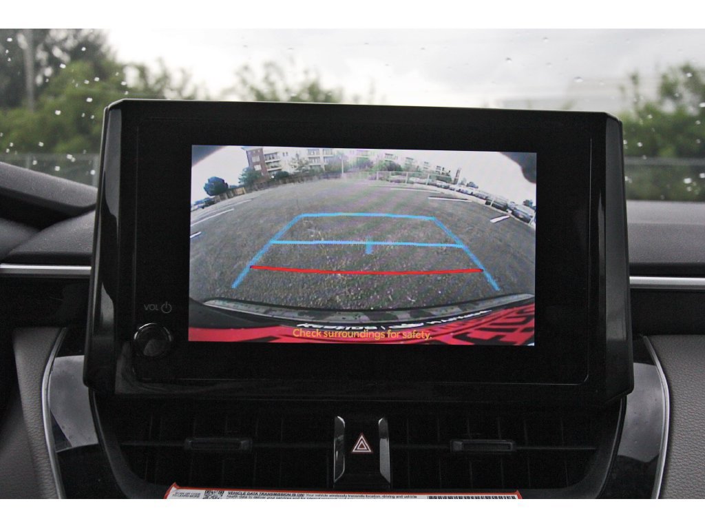 Used 2025 Toyota Corolla LE FWD image 27