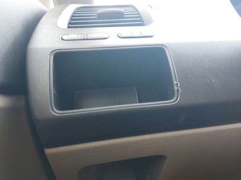 Used 2010 Honda Civic LX image 23