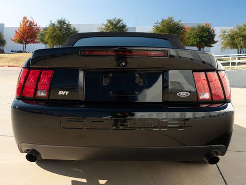 Used 2003 Ford Mustang Cobra image 12