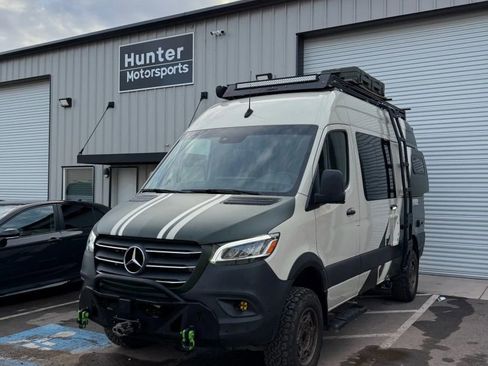 Used 2022 Mercedes-Benz Sprinter 2500 image 1
