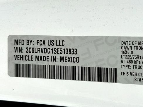 Used 2025 RAM ProMaster 2500 w/ Convenience Group FWD image 28