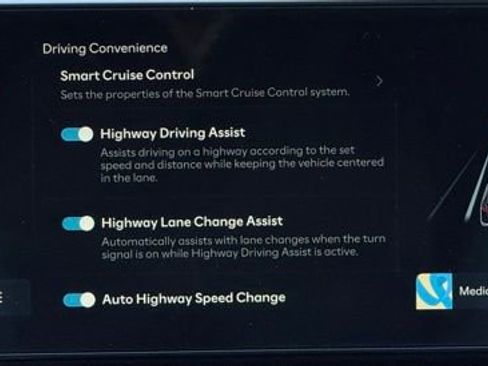 Used 2025 Hyundai Ioniq 5 SEL image 36