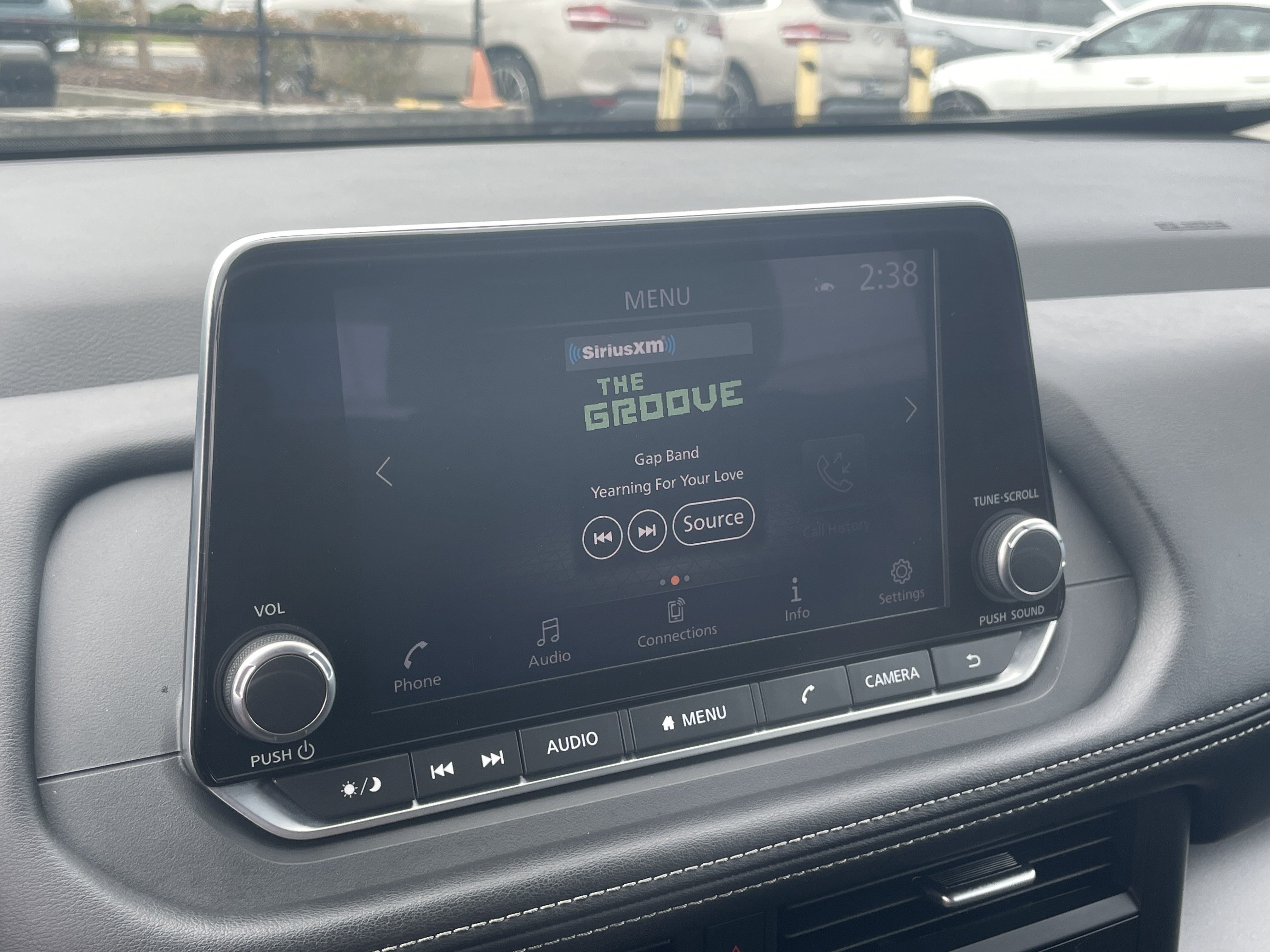 Used 2025 Nissan Rogue SV AWD/4WD image 23
