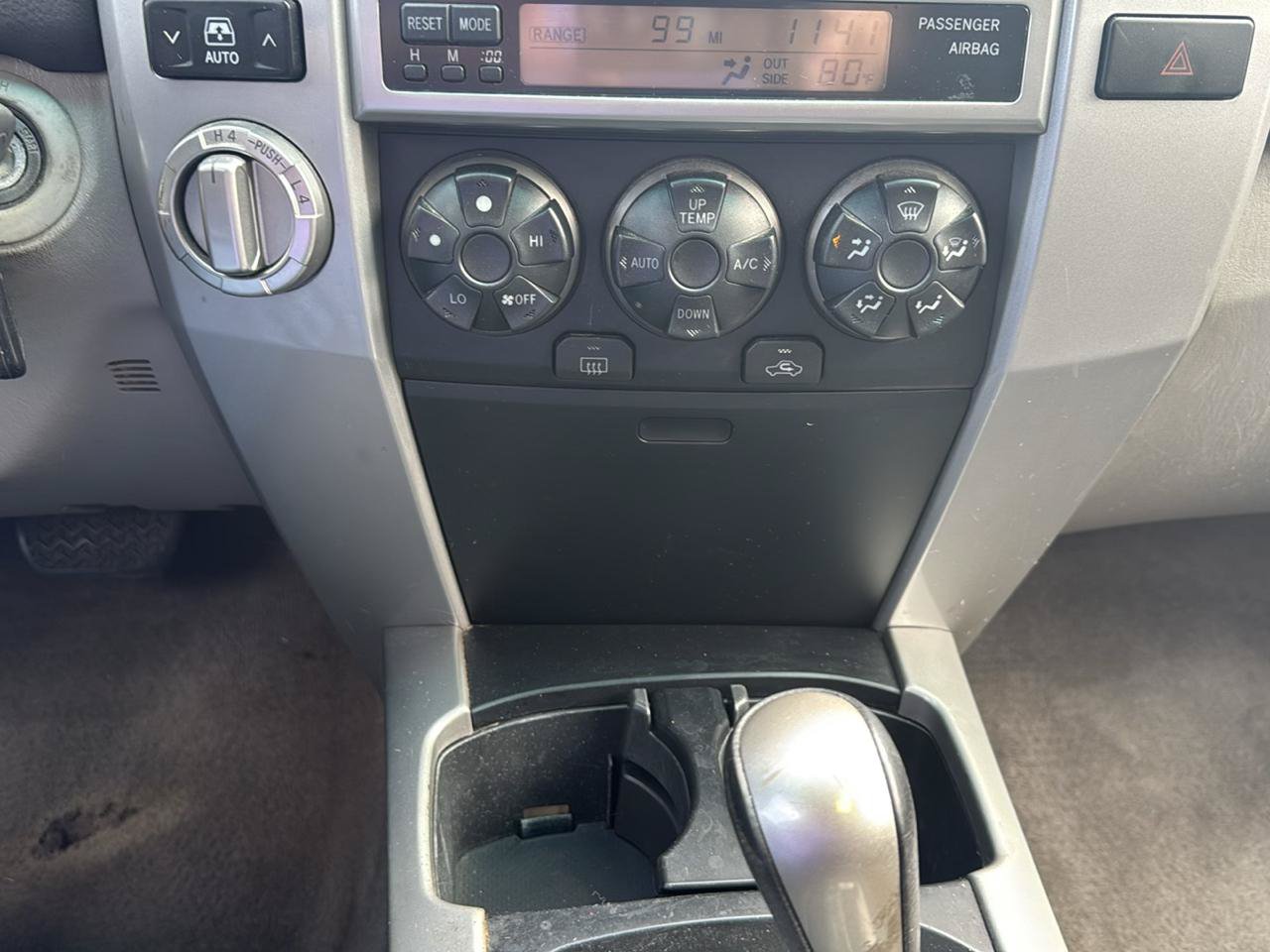 Used 2005 Toyota 4Runner SR5 AWD/4WD image 23