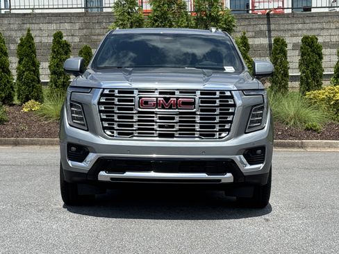 New 2026 GMC Yukon Denali w/ Sun & Power Step Package AWD/4WD image 3