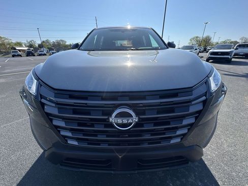 New 2026 Nissan Rogue S image 25