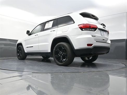 Used 2021 Jeep Grand Cherokee Freedom Edition image 21
