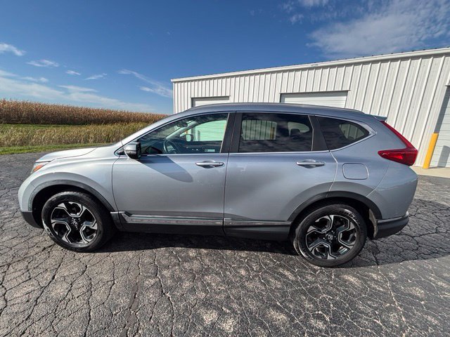 Used 2018 Honda CR-V Touring image 2