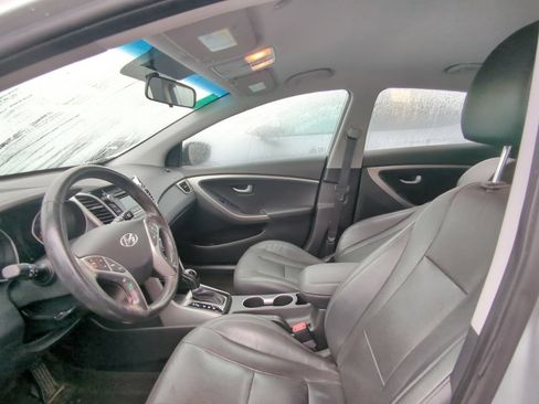 Used 2017 Hyundai Elantra GT w/ Value Edition Package 02 FWD image 6
