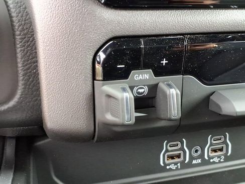 New 2026 RAM 1500 2WD Crew Cab image 12
