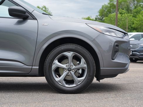 Used 2024 Ford Escape ST-Line w/ Tech Pack #1 AWD/4WD image 13