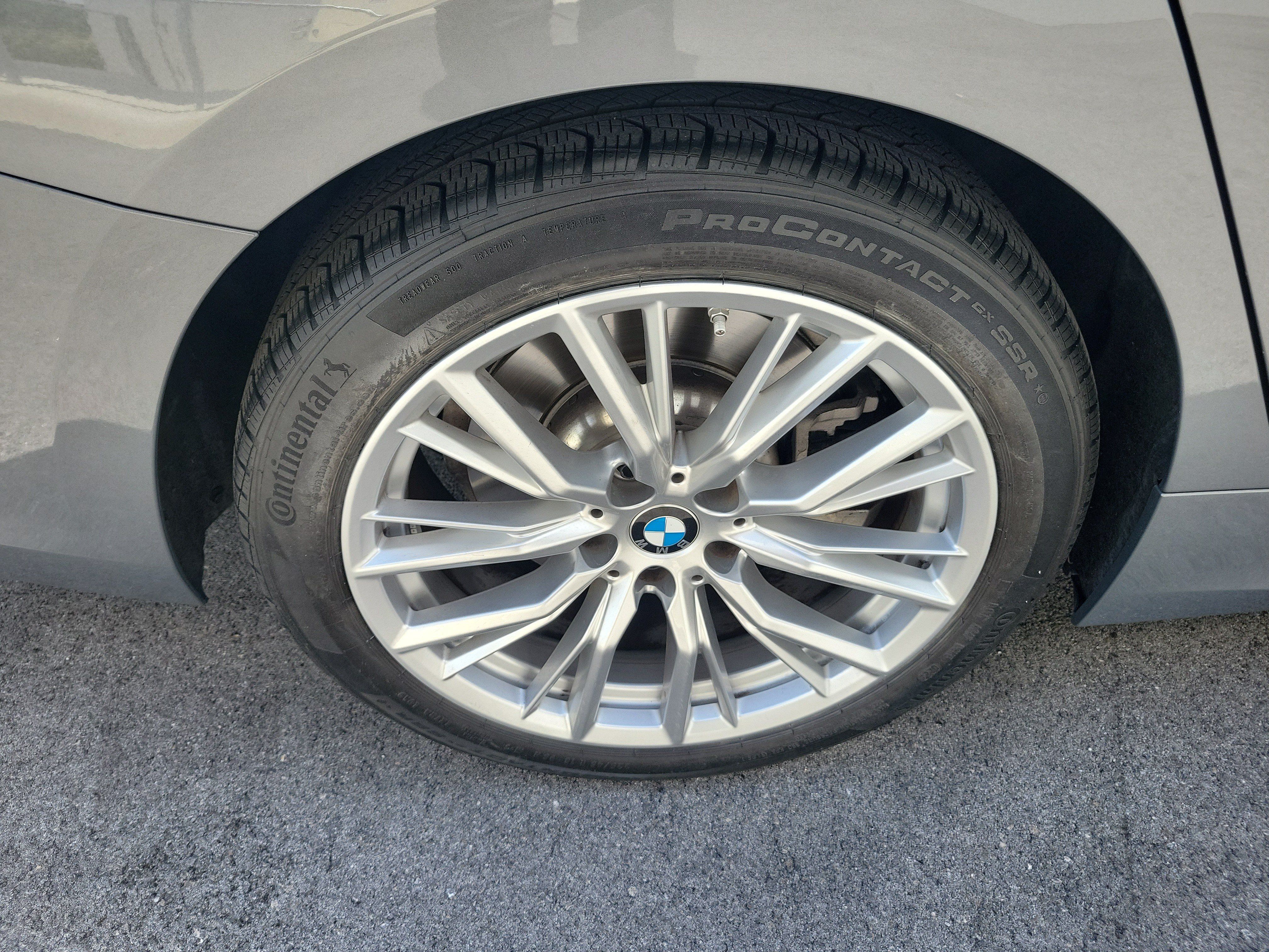 Used 2024 BMW 330i Sedan w/ Convenience Package RWD image 7