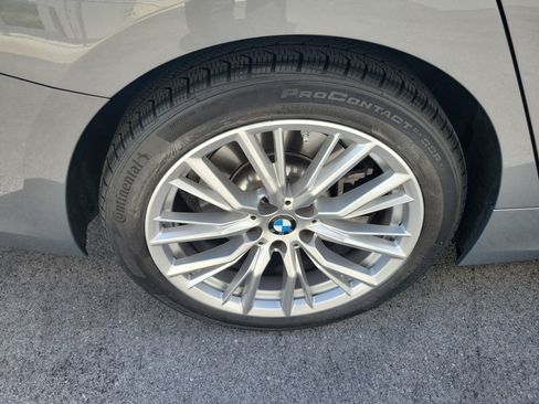 Used 2024 BMW 330i Sedan w/ Convenience Package RWD image 7