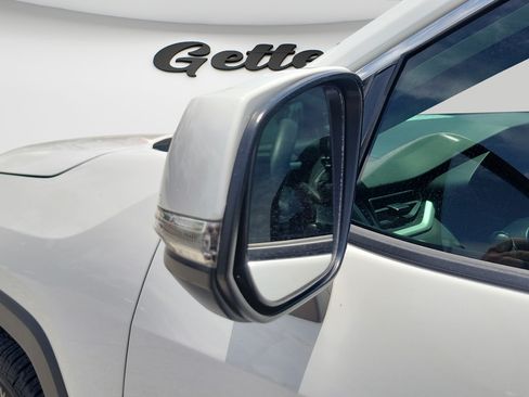 Certified 2020 Toyota RAV4 LE FWD image 24