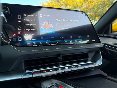 Used 2026 Chevrolet Corvette ZR1 w/ ZR1 Carbon Fiber Aero Package image 40