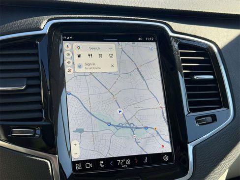 Used 2024 Volvo XC90 B5 Plus image 3