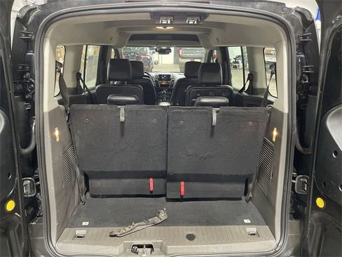 Used 2020 Ford Transit Connect XL image 23