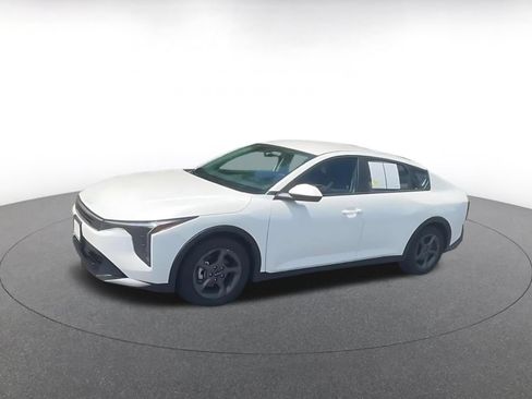 Used 2026 Kia K4 FWD image 8