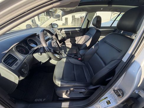 Used 2016 Volkswagen Golf Limited Edition FWD image 26
