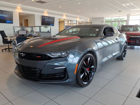 Used 2023 Chevrolet Camaro SS RWD image 1