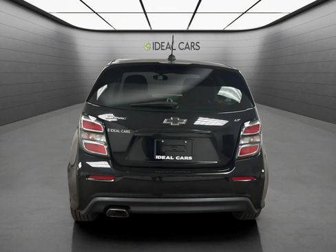 Used 2018 Chevrolet Sonic LT w/ Convenience Package FWD image 6