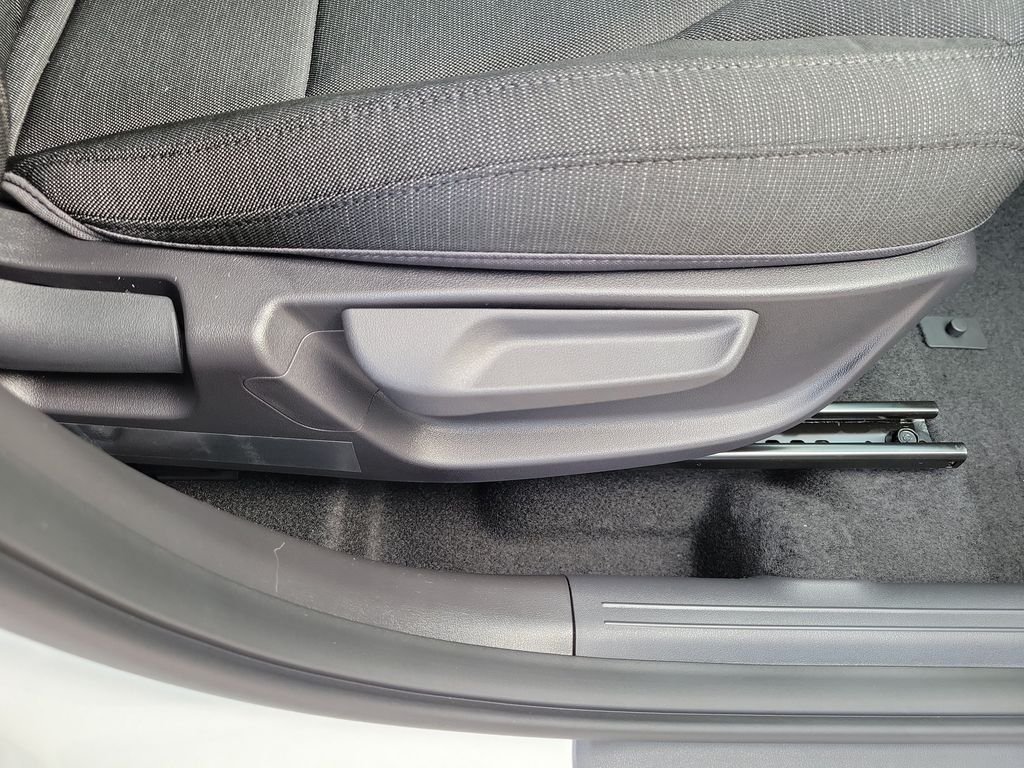 New 2027 Kia Seltos S FWD image 9