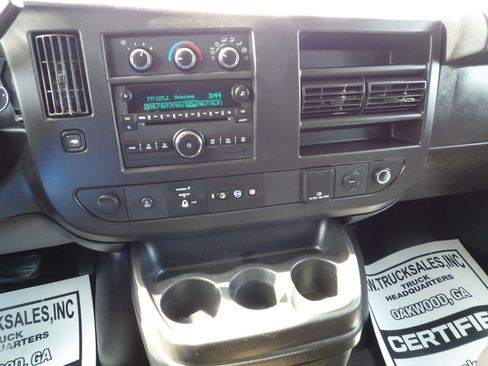 Used 2019 Chevrolet Express 3500 LS image 22