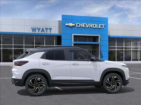 New 2026 Chevrolet TrailBlazer RS w/ Convenience Package AWD/4WD image 6
