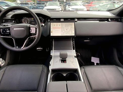 New 2026 Land Rover Range Rover Velar Dynamic SE image 6