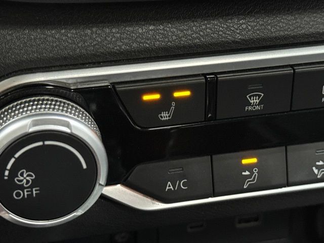 Used 2023 Nissan Altima 2.5 SR w/ SR Premium Package FWD image 6