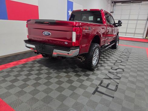 Used 2019 Ford F250 Lariat w/ Lariat Ultimate Package AWD/4WD image 17