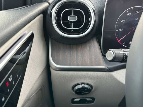 New 2026 Mercedes-Benz GLC 300 GLC 300 image 31